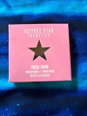 Jeffree Star Pink